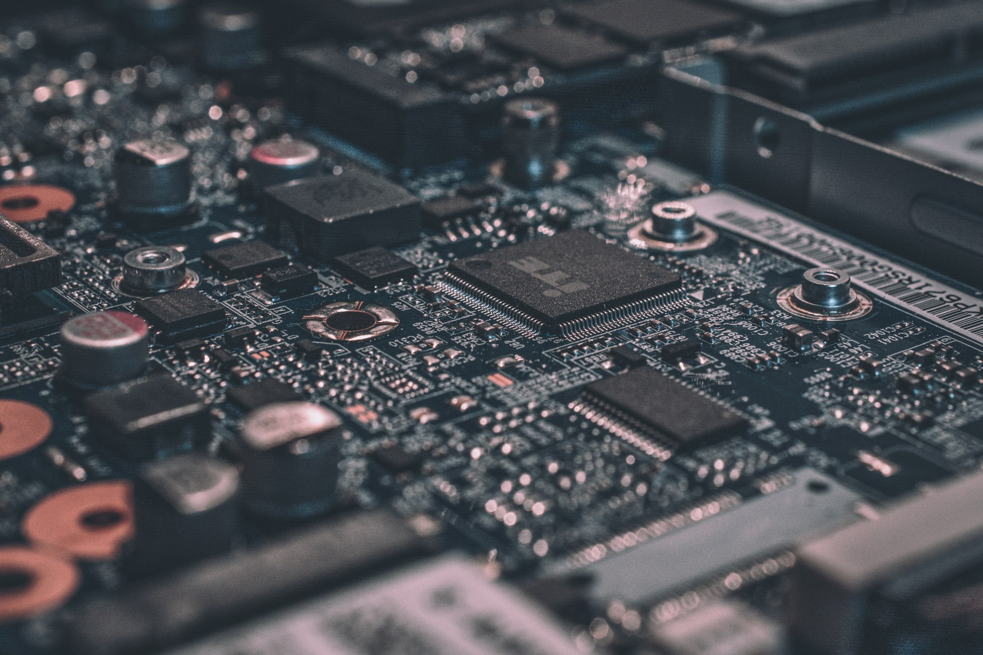 BHM Elektronik Komponent Tedariki